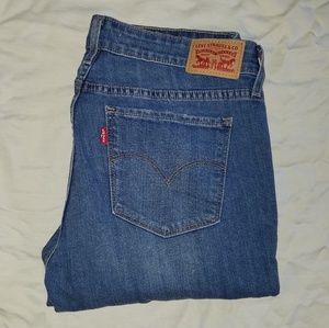 Levi's 711
